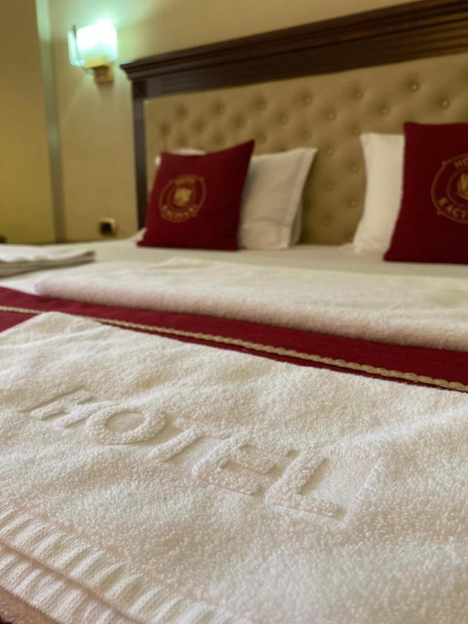 Hotel Kacinari Prizren Extérieur photo